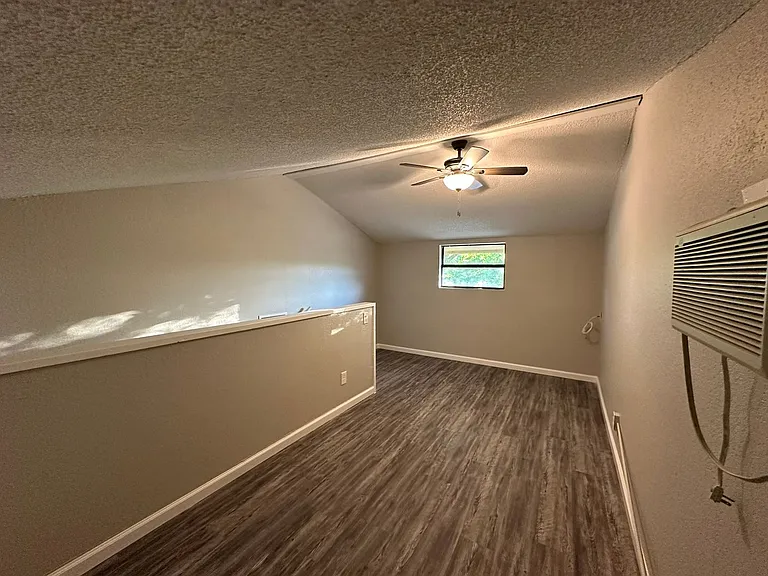 295 Mooring Cir — Photo 34