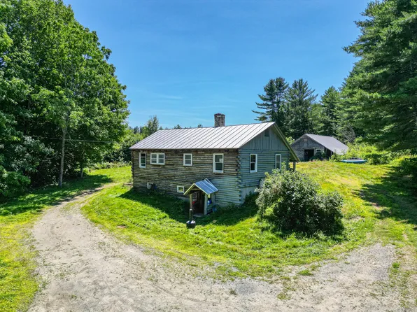 1626 E Madison Road, Madison, ME 04950