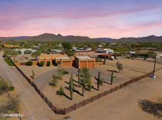 1114 E Carlise Road, Phoenix, AZ 85086