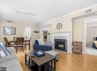 3830 9th St N APT 609E, Arlington, VA 22203