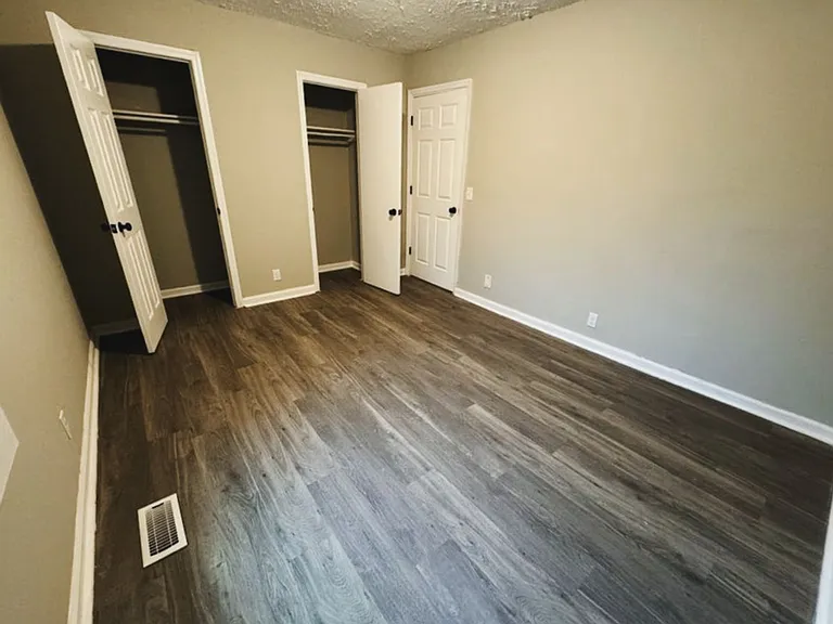 2536-2538 Highland Trace Dr — Photo 8