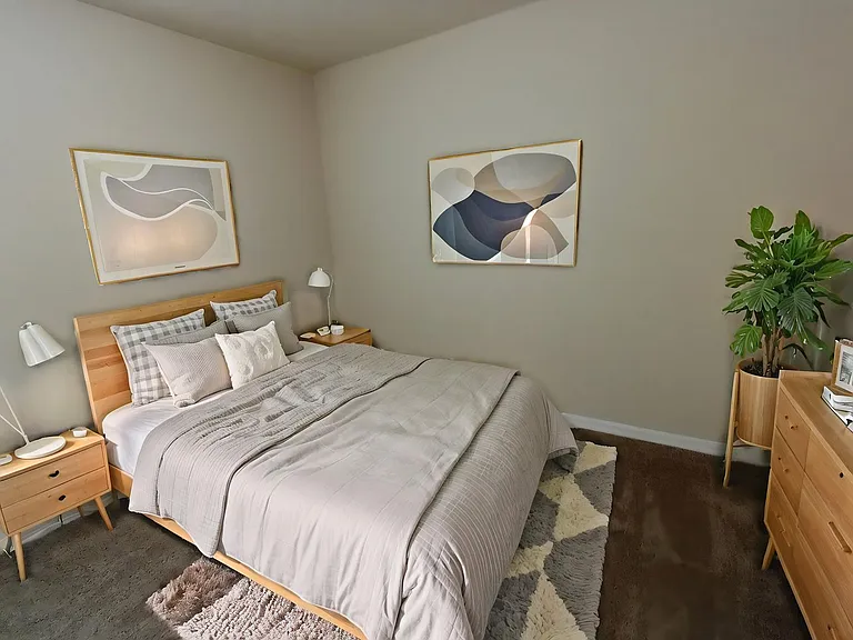 880 E Columbia Ave — Photo 21