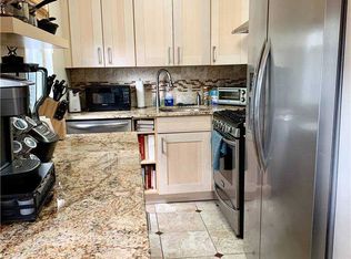 224-01 Kingsbury Ave #B, Oakland Gardens, NY 11364