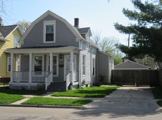 2013 Charles St, Racine, WI 53402