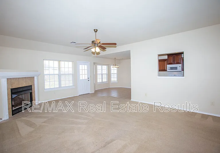 1902 SW Fremont St — Photo 8