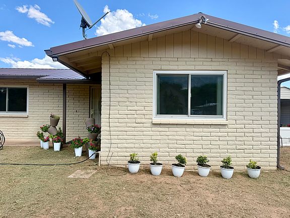 3rd image of 267 N Shreeve Ln