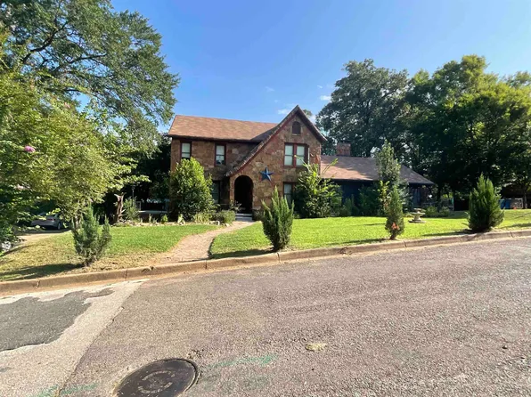 109 Henley Perry Dr, Marshall, TX 75670