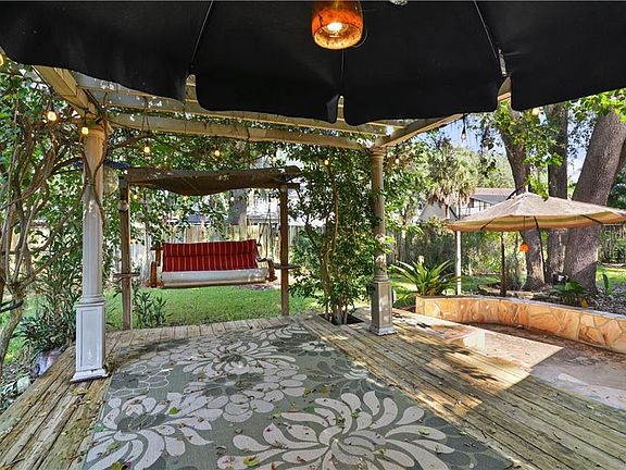 5th image of 1515 Regal Oak Dr