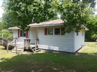 135 Hilltop Ln, Hartsville, SC 29550