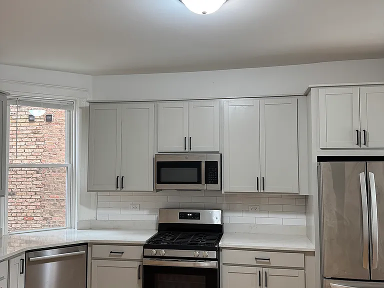 908 N Fairfield Ave #1 — Photo 6