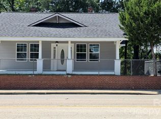 406 S Market St, Lancaster, SC 29720