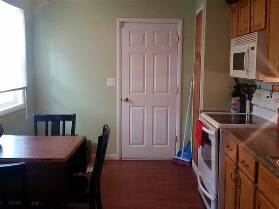 4th image of 2725 Elva Dr
