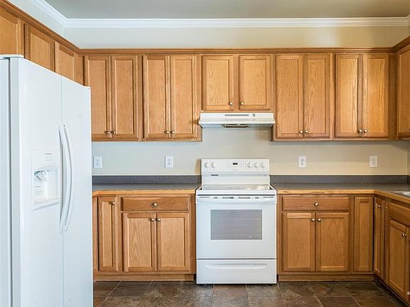 4th image of 3239 Ivey Wood Ln #1