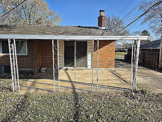 7447 Harshmanville Rd — Photo 27