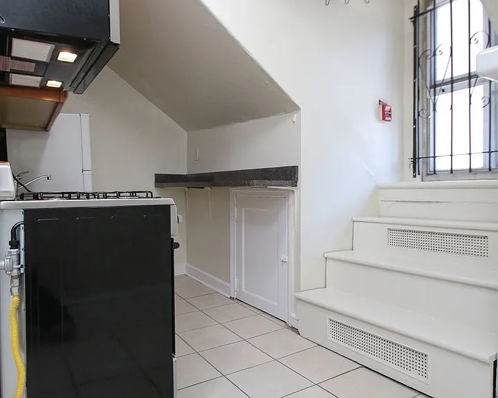 1429 Spruce St — Photo 13