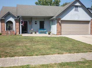 6932 Deerbrook Ct, Indianapolis, IN