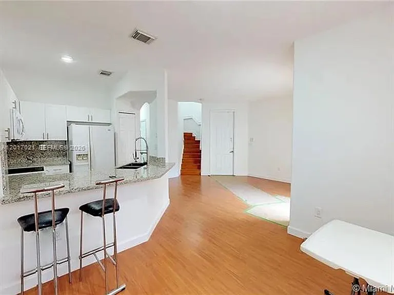 7772 NW 114th Pl — Photo 17