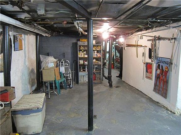 3rd image of 422 W 150th St