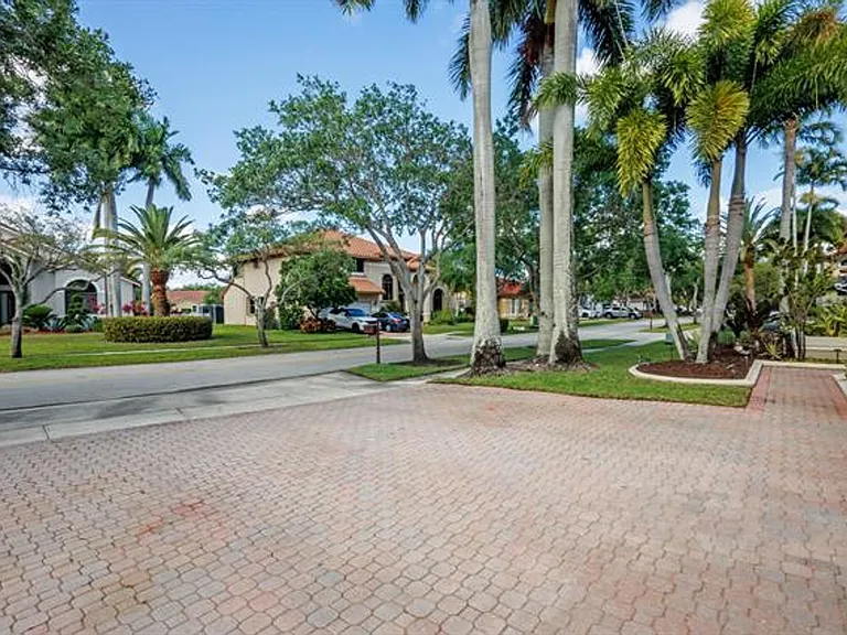 18142 NW 15th Ct #0 — Photo 64