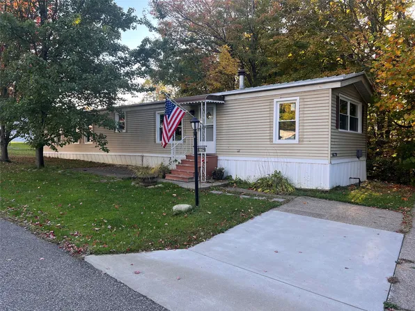 1662 Glenhaven Ln, Erie, PA 16509