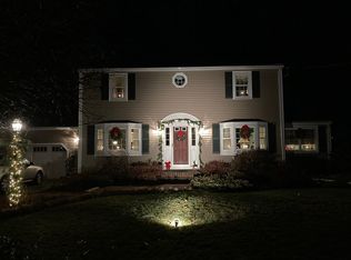 27 Regent Dr, Danvers, MA 01923