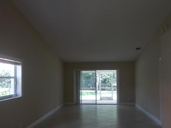 3rd image of 3701 SW Whispering Sound Dr