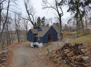 27 S Shore Trl, Sparta, NJ 07871