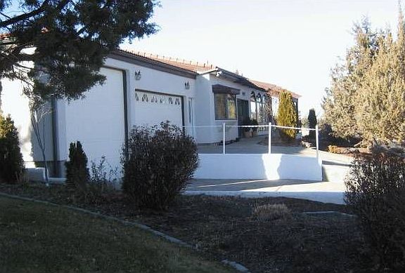 3508 SW Hillcrest Dr.