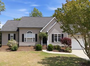 309 Springside Dr, Holly Springs, NC 27540