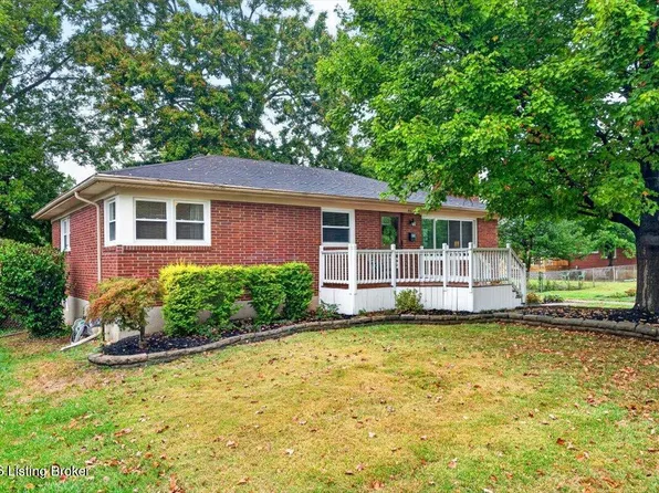 410 Marengo Dr, Woodland Hills, KY 40243