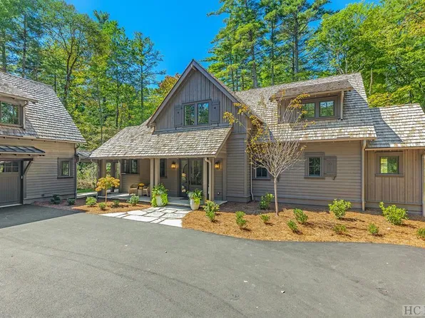 235 Caroline Lane, Cashiers, NC 28717