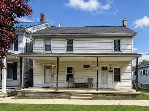 13 E Pennsylvania Ave, Yoe, PA 17313