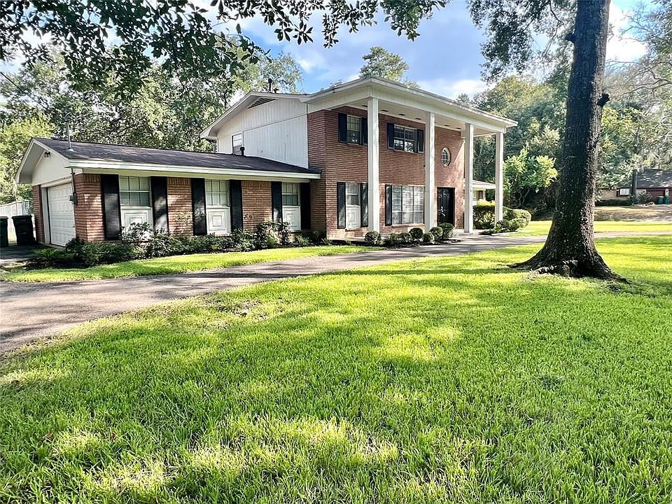 1st image of 106 Longacre Dr