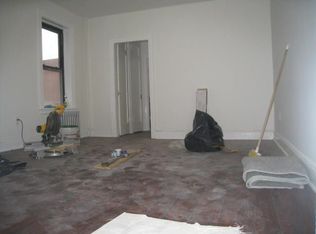 4107 95th St APT C4, Elmhurst, NY 11373