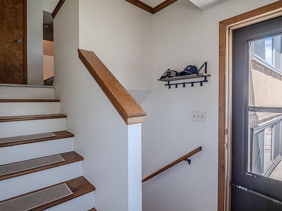 3rd image of 1303 Downey St