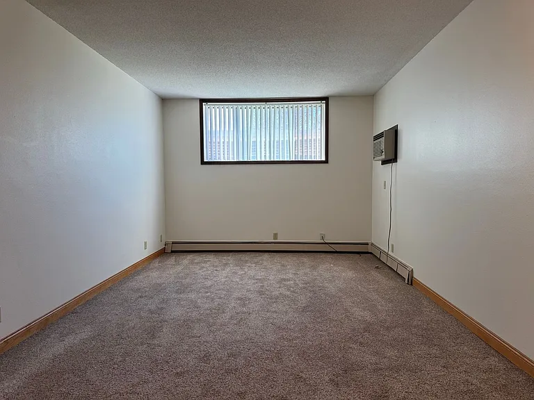 Crestwood Apartments — Photo 74