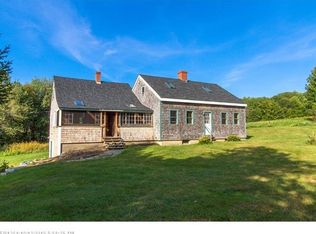 159 Crabtree Rd, Hope, ME 04847