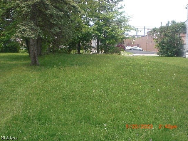 1st image of Kenyon Ave