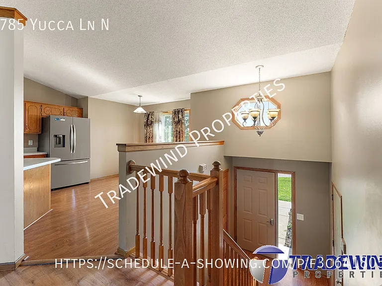 5785 Yucca Ln N — Photo 12