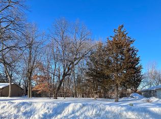 228 Maple Ln SW, Saint Michael, MN 55376