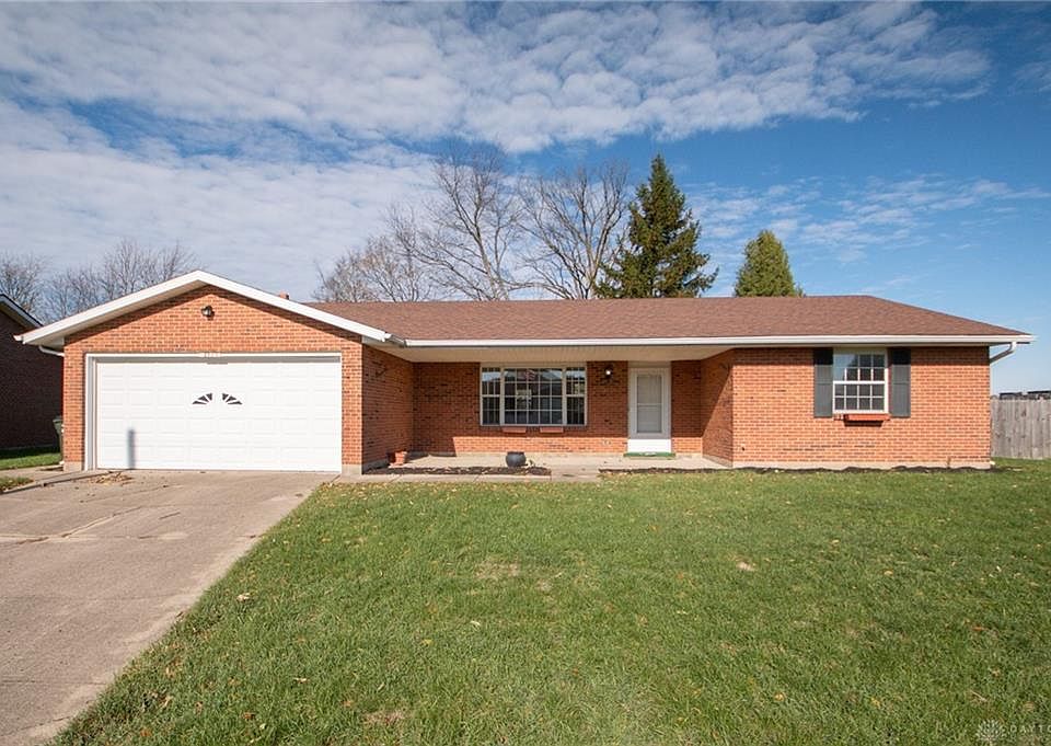 1st image of 2476 Mississippi Dr