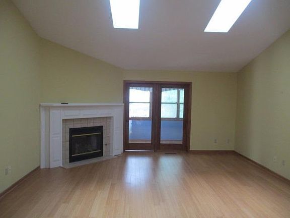 4th image of 4805 Shannon Way