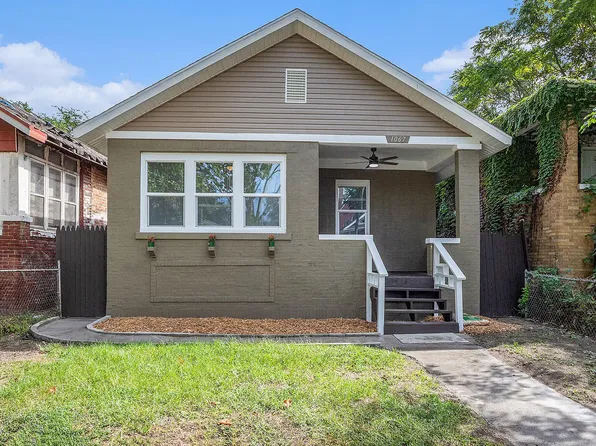 1067 Polk St, Gary, IN 46402