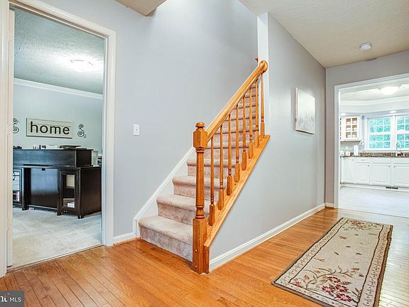 4th image of 3408 Titanic Dr