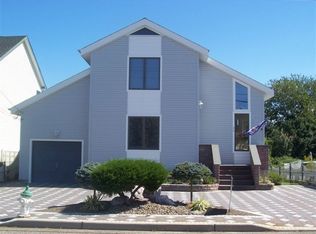 35 Vardon Rd, Brigantine, NJ 08203