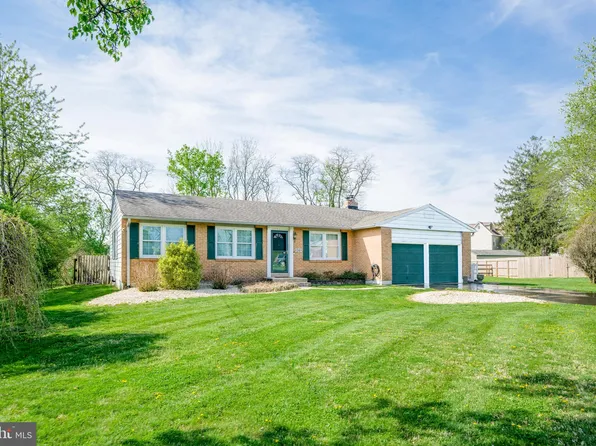 25 Highland Ave, Elkton, MD 21921