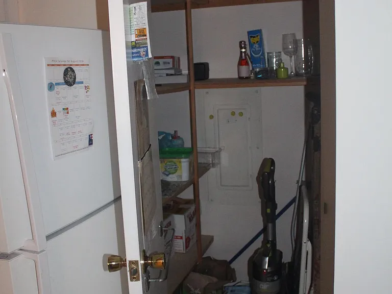 666 W Germantown Pike #1219 — Photo 34