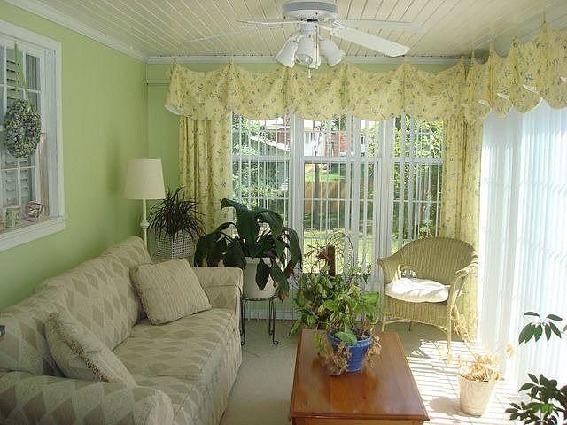 2nd image of 313 Johns Rd