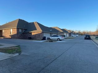 1512 N 24th St, Van Buren, AR 72956
