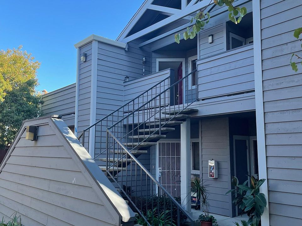 1st image of 257 Anderly Ct